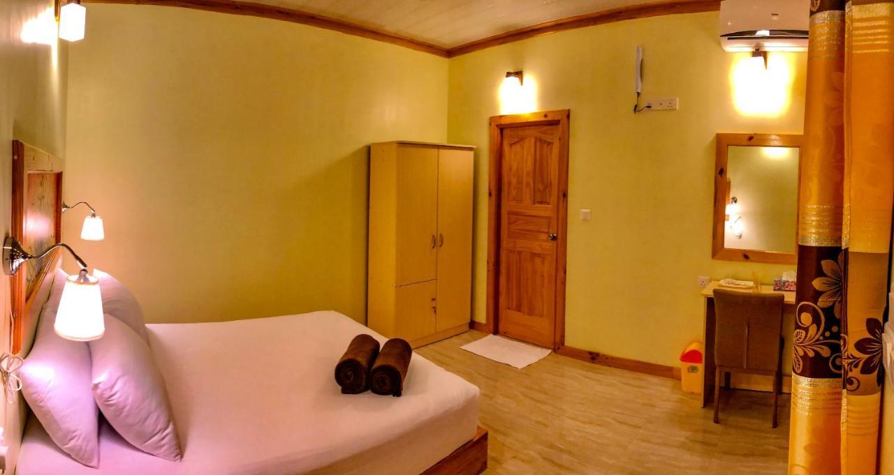 Royal Reef Stay Mathiveri Ngoại thất bức ảnh
